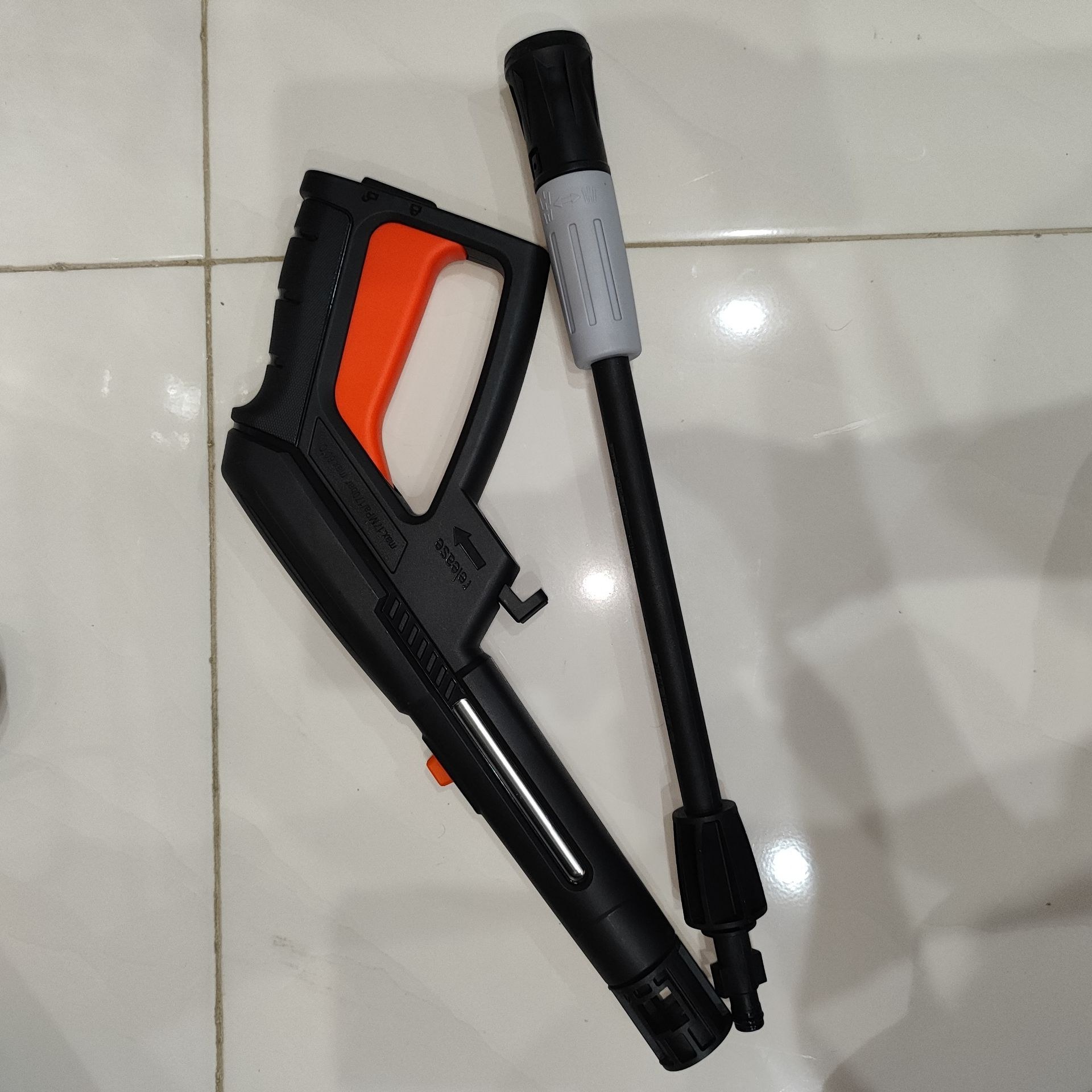 کارواش دینامی 130 بار ایمر مدل LT401G-1600B ظرفیت 130 بار همراه لوازم جانبی کامل