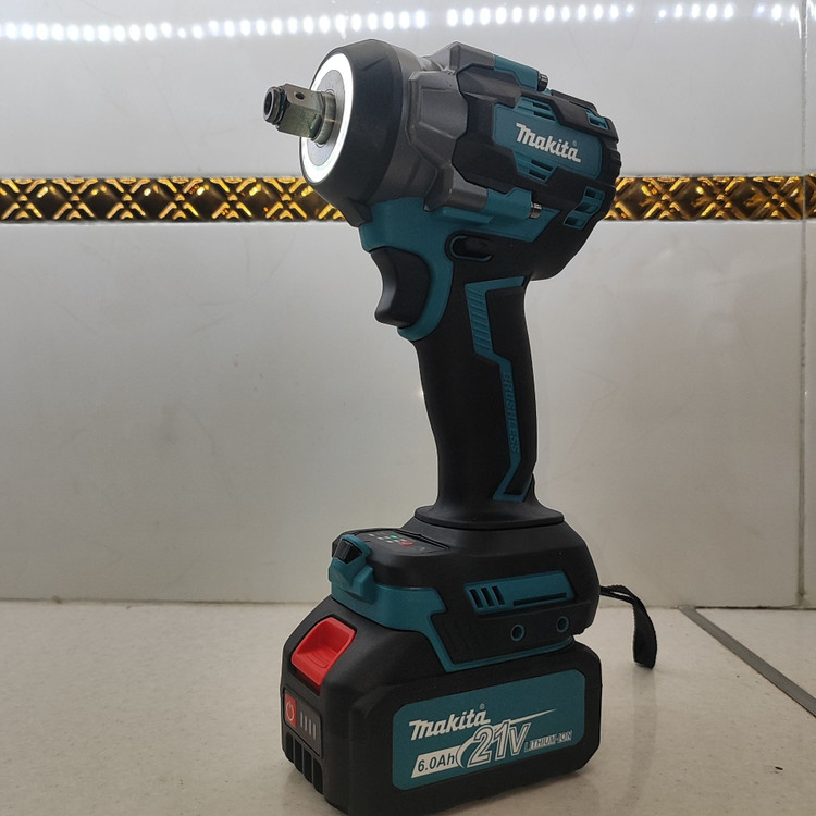 بکس شارژی حرفه ای ماکیتا 21 ولت دو باتری موتور براشلس ماکیتا مدل M21-1200N با لوازم کامل مطابق تصاویر