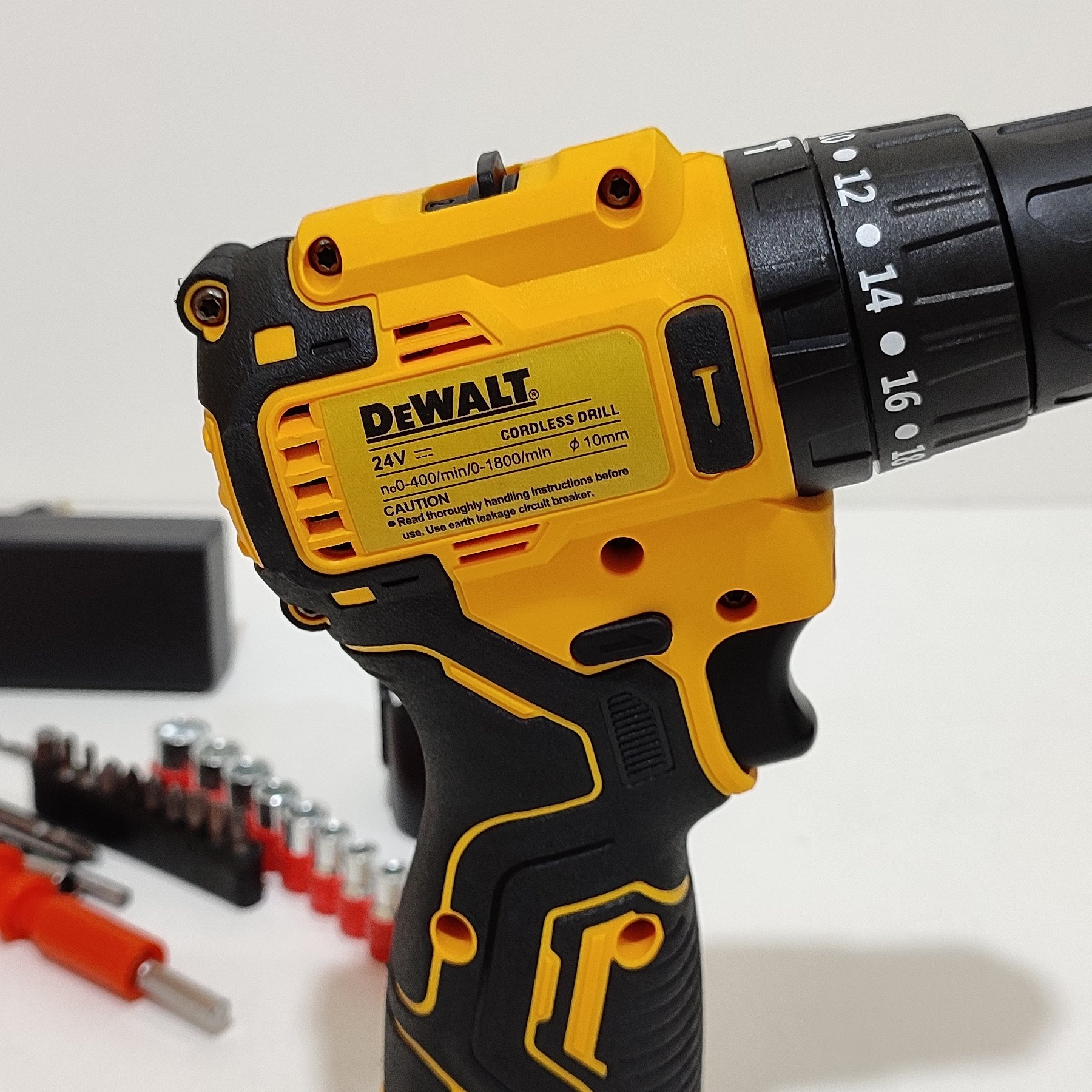 دریل شارژی 24 ولت دیوالت موتور براشلس مدل DEWALT-24