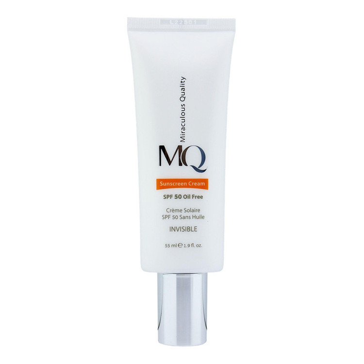 کرم ضدآفتاب بیرنگ ام کیو SPF50 مدل INVISIBLE، مناسب پوستهای چرب، حجم 55 میلیلیتر